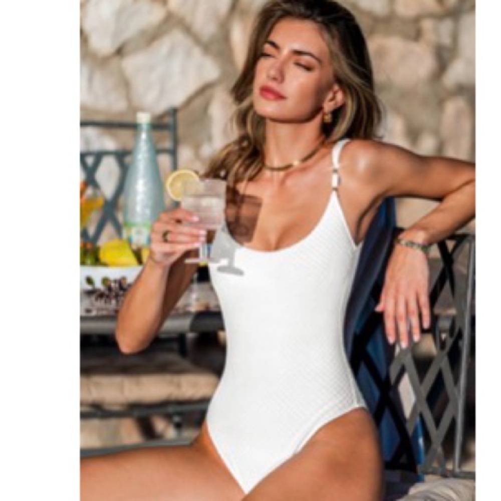 Cupshe White One Piece Swimsuit